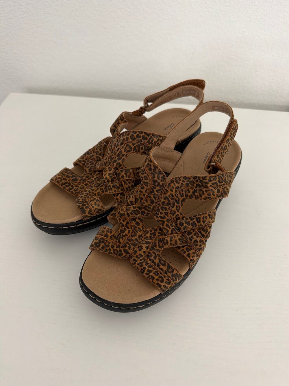 Clarks Collection Womens Lynette Deb Animal Print Sandals Comfort Stap Size 9